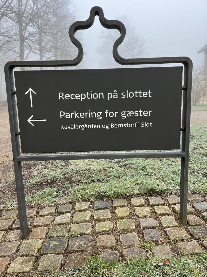 Bernstorff Castle Hotel Gentofte Buitenkant foto